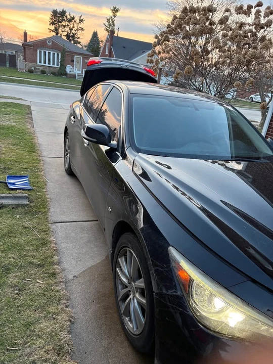 2015 Infiniti Q50 - Image 2 of 16