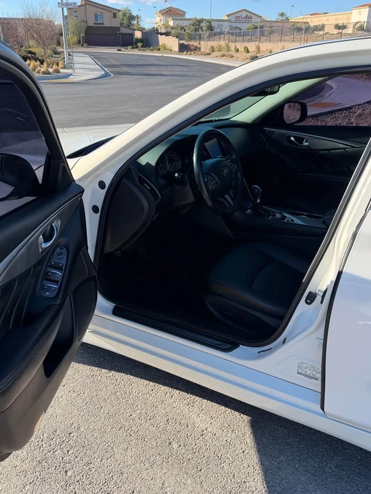 2015 Infiniti Q50 - Image 7 of 14