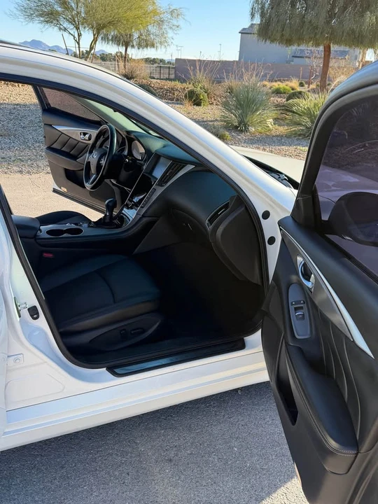 2015 Infiniti Q50 - Image 9 of 14