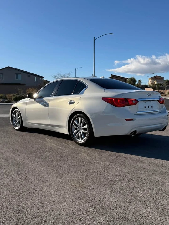 2015 Infiniti Q50 - Image 3 of 14