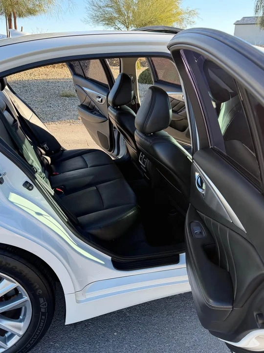 2015 Infiniti Q50 - Image 10 of 14