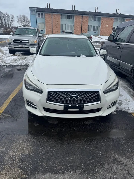 2015 Infiniti Q50 - Image 2 of 17