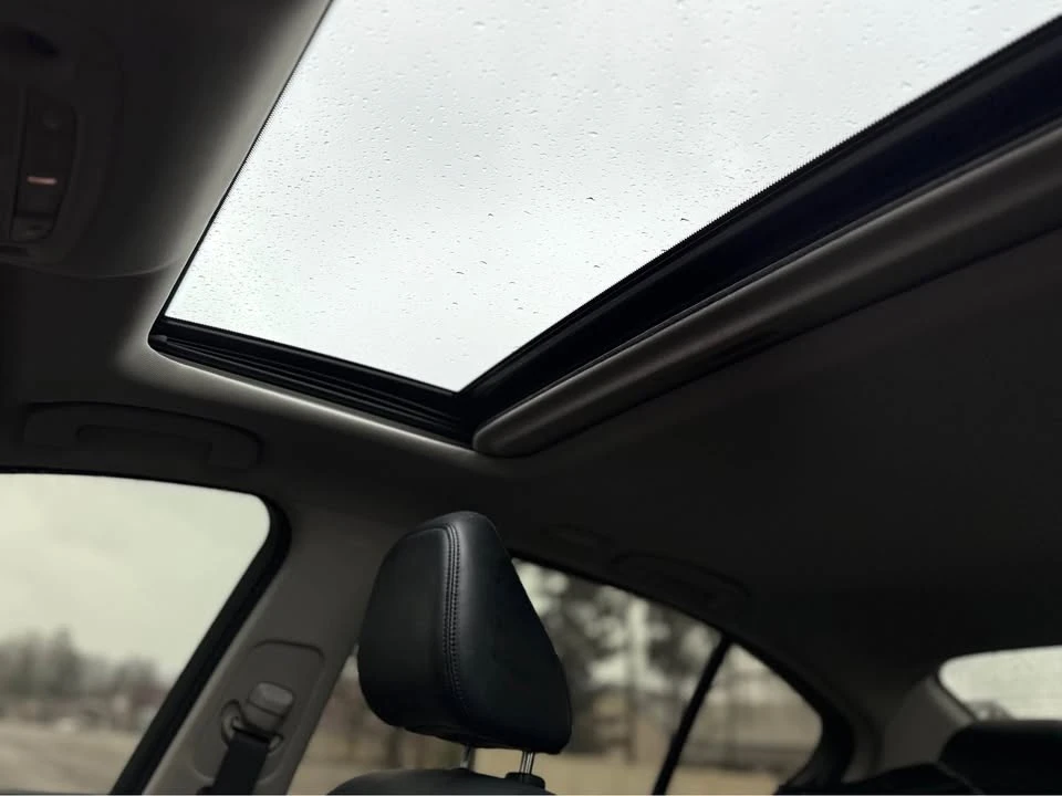 2015 Infiniti Q50 - Image 11 of 12
