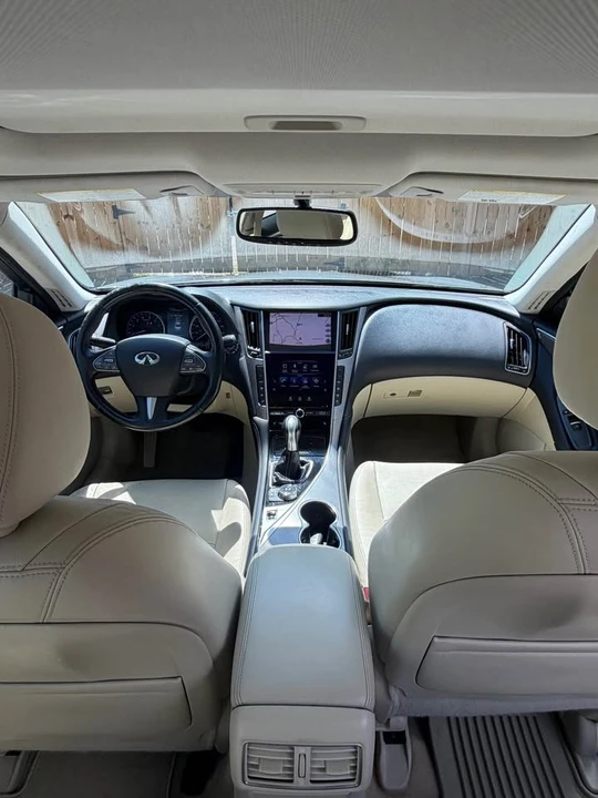 2015 Infiniti Q50 - Image 10 of 13