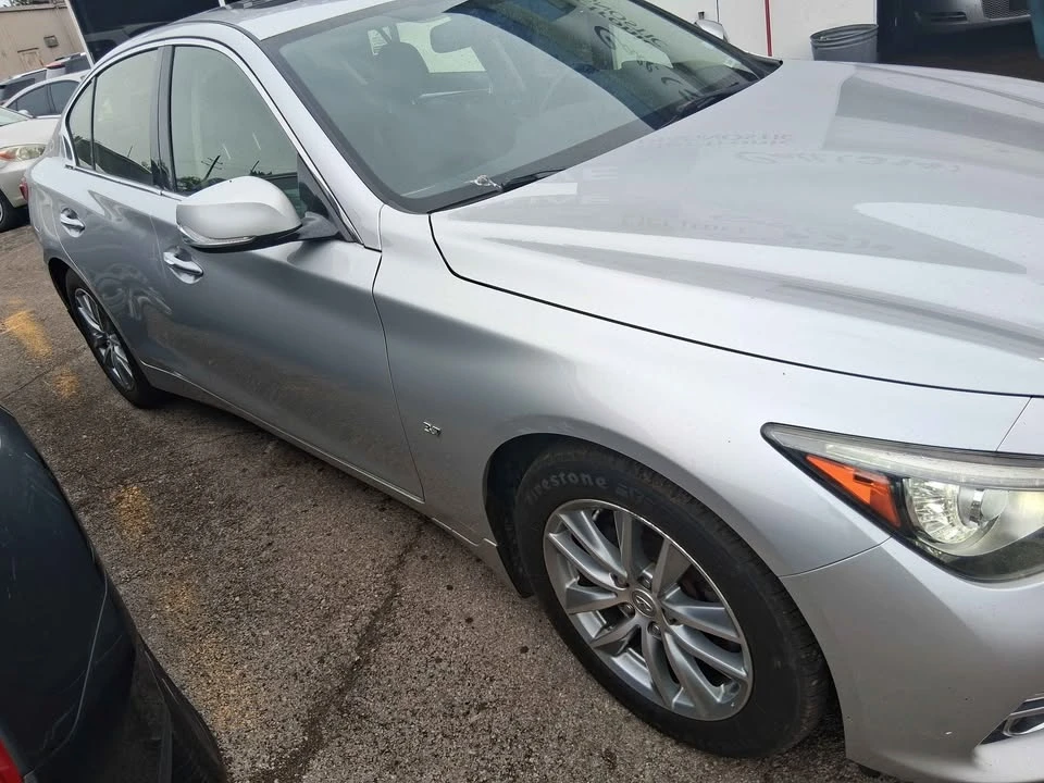 2015 Infiniti Q50 - Image 2 of 8