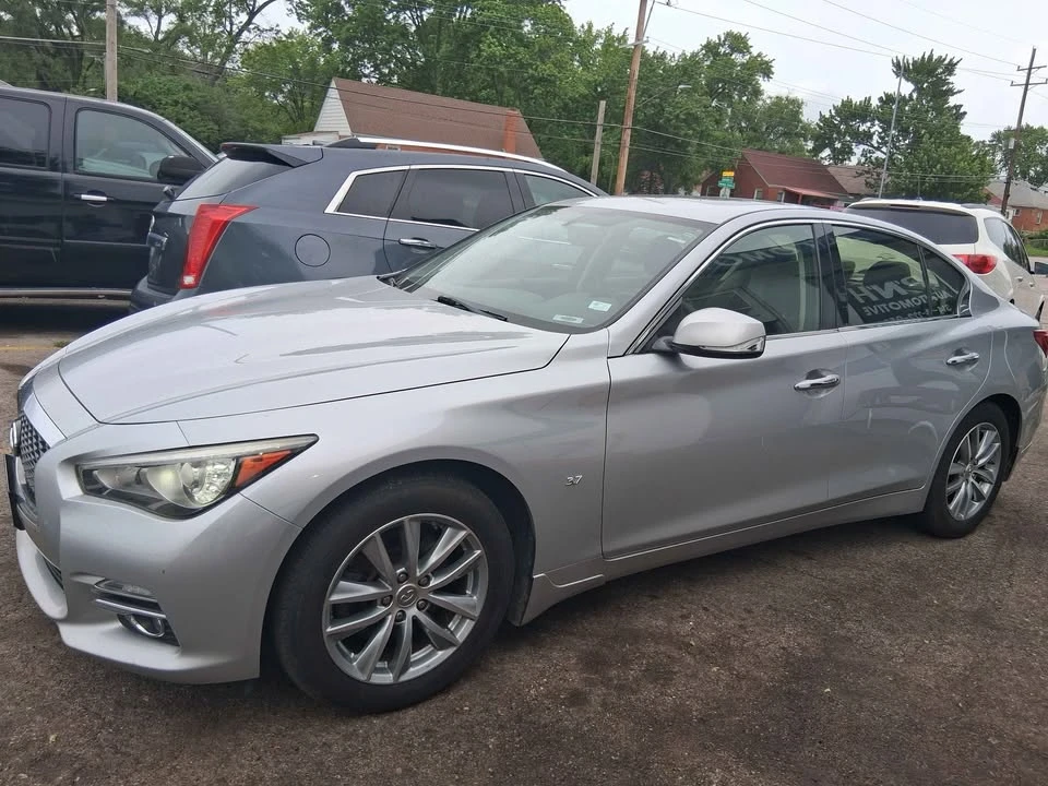 2015 Infiniti Q50 - Image 3 of 8