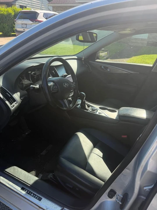 2015 Infiniti Q50 - Image 7 of 9