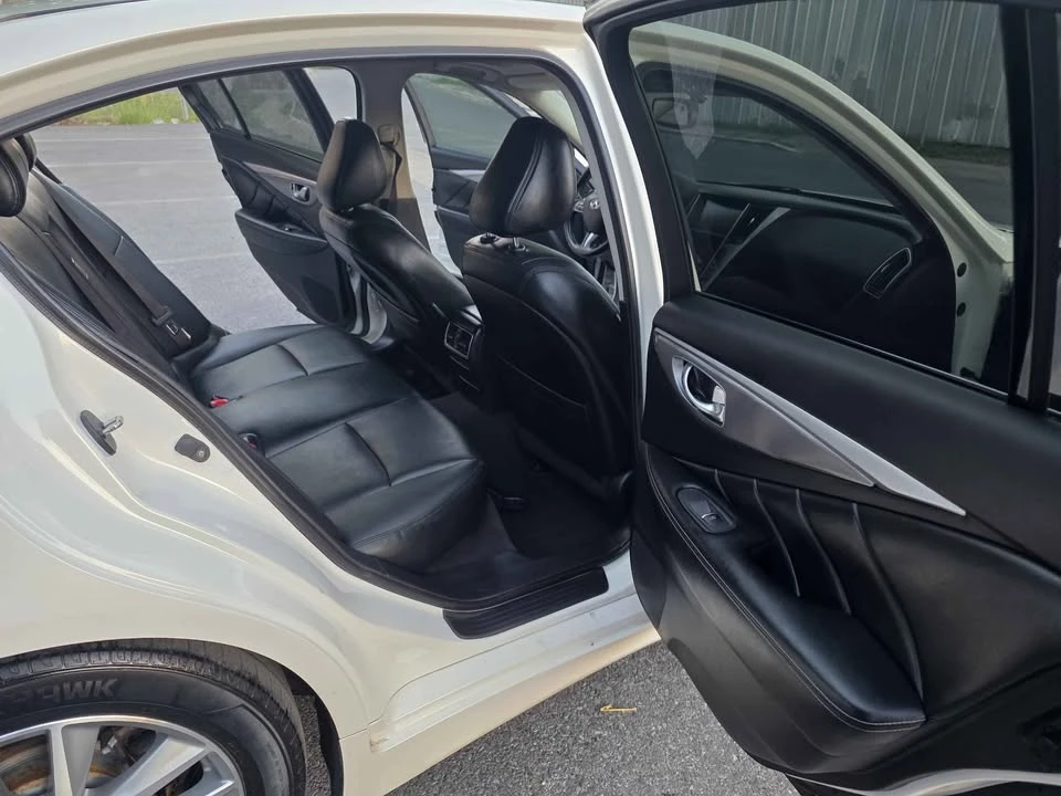 2015 Infiniti Q50 - Image 11 of 15