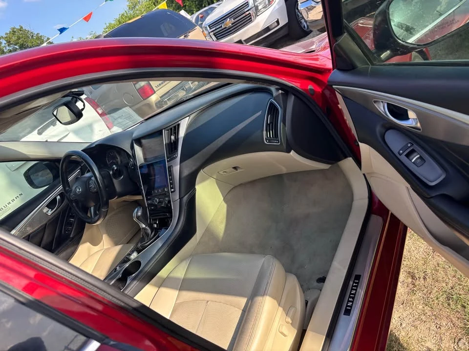 2015 Infiniti Q50 - Image 9 of 17