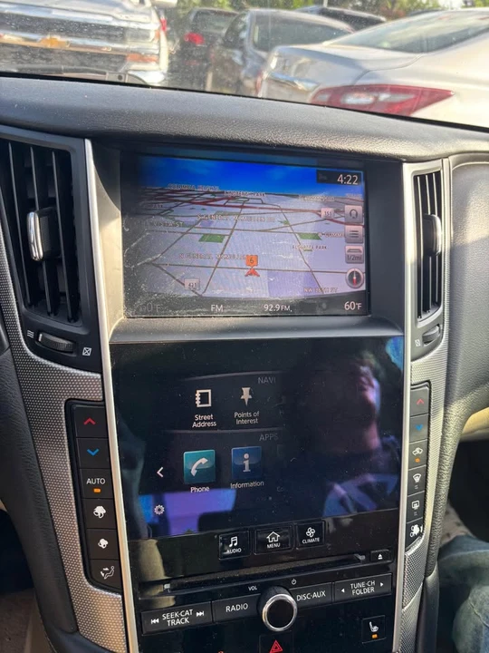 2015 Infiniti Q50 - Image 10 of 17