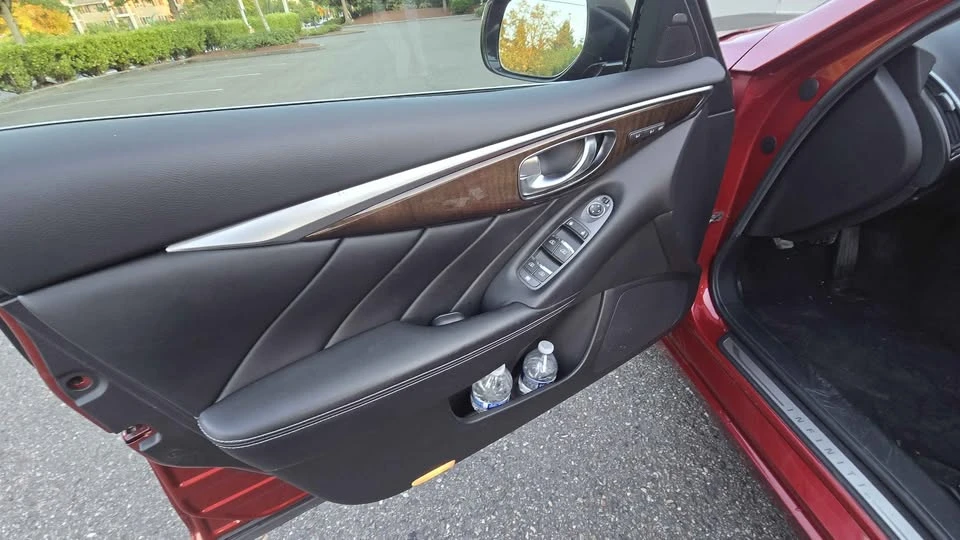 2015 Infiniti Q50 - Image 12 of 19