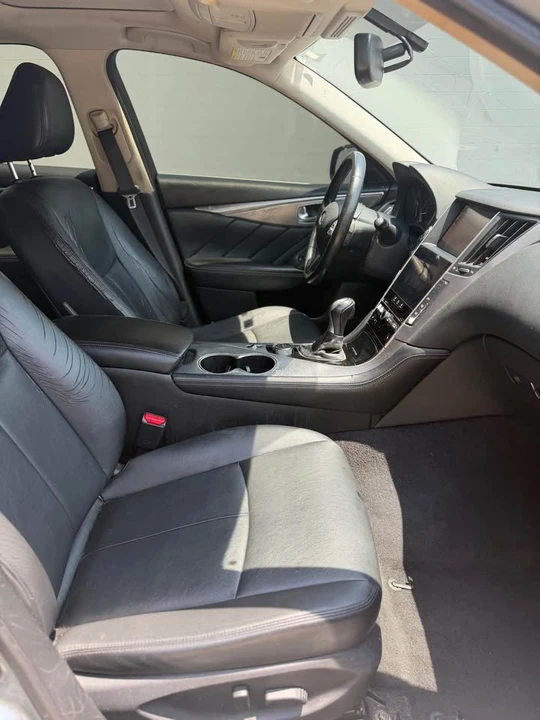 2015 Infiniti Q50 - Image 8 of 12