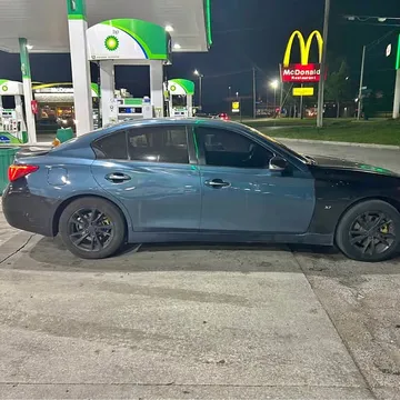 2015 Infiniti Q50 3.7 Premium Sedan 4D
