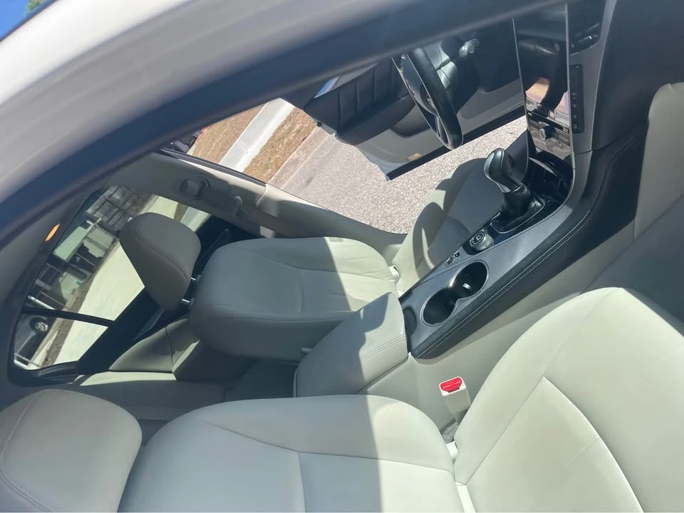 2015 Infiniti Q50 - Image 8 of 14