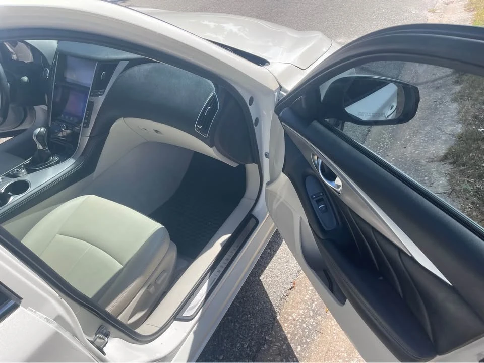 2015 Infiniti Q50 - Image 9 of 14