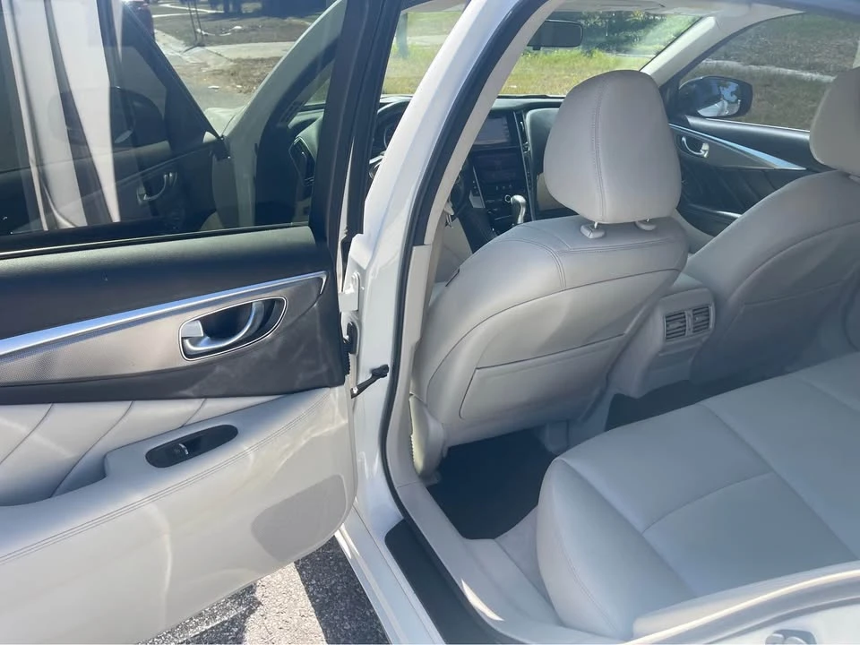 2015 Infiniti Q50 - Image 12 of 14