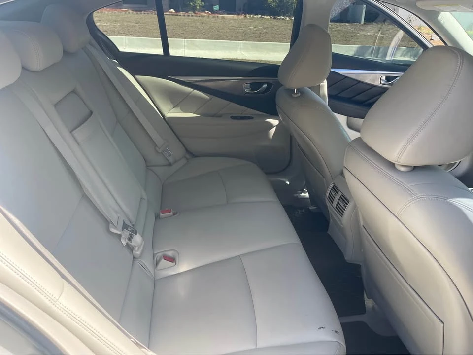 2015 Infiniti Q50 - Image 10 of 14