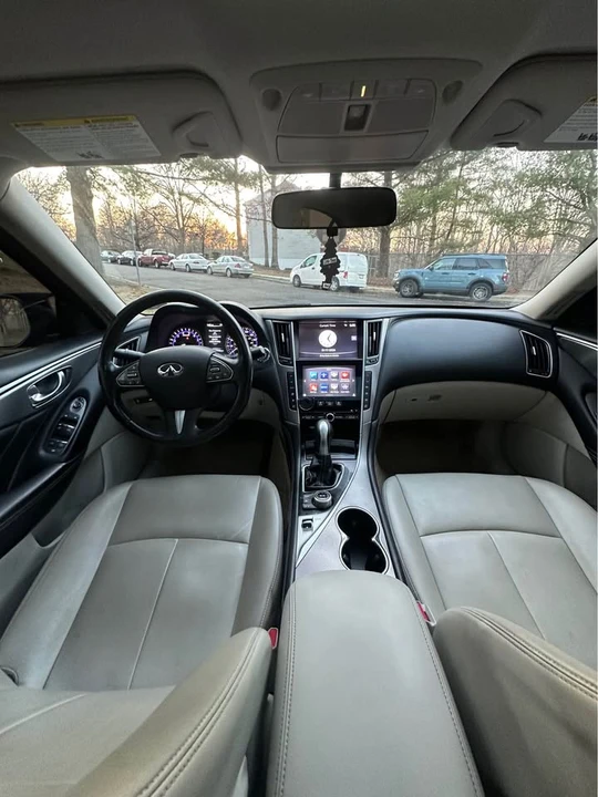 2015 Infiniti Q50 - Image 9 of 13