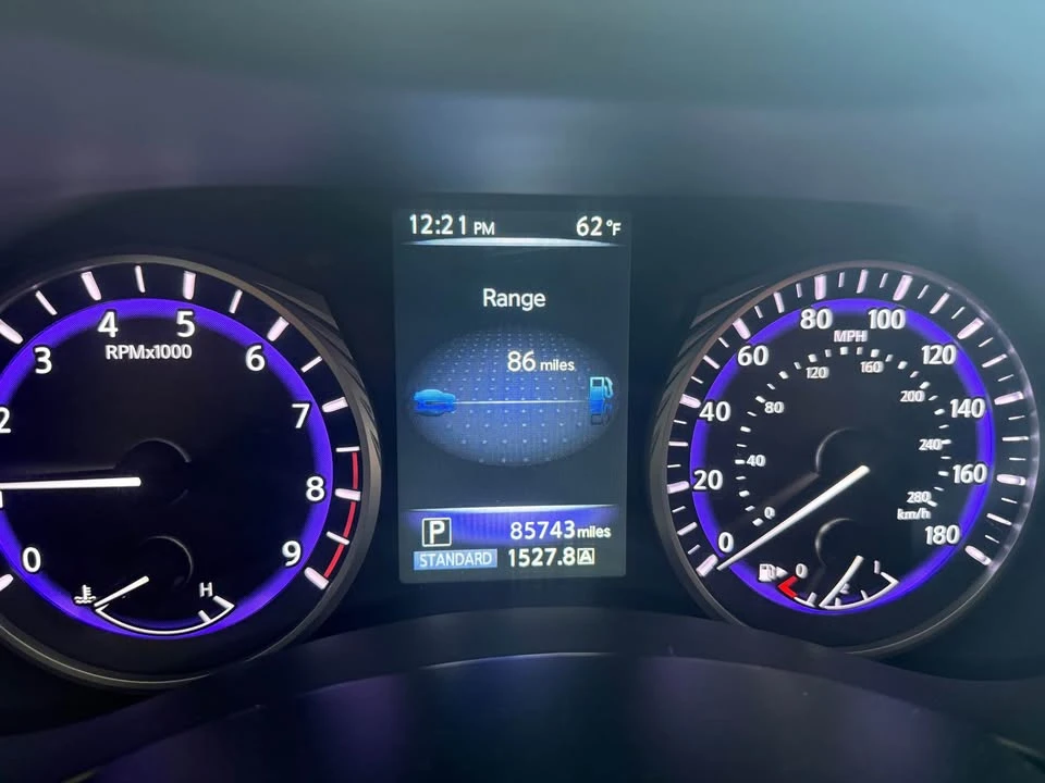 2015 Infiniti Q50 - Image 12 of 14