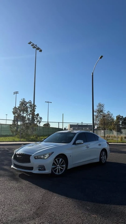2015 Infiniti Q50 - Image 2 of 6