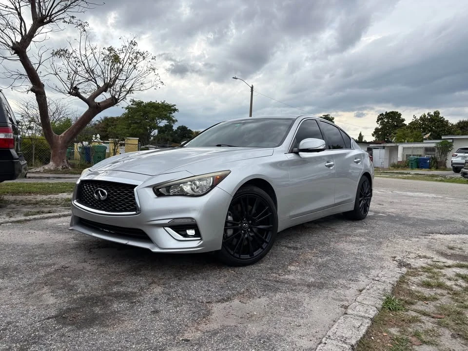 2015 Infiniti Q50 - Image 3 of 10