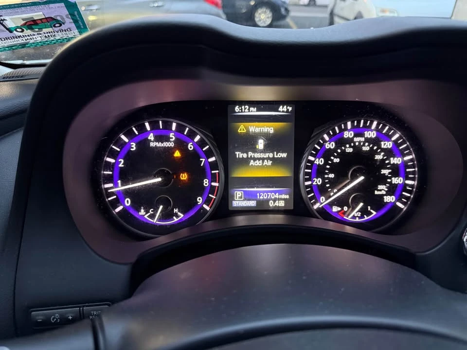2015 Infiniti Q50 - Image 9 of 14