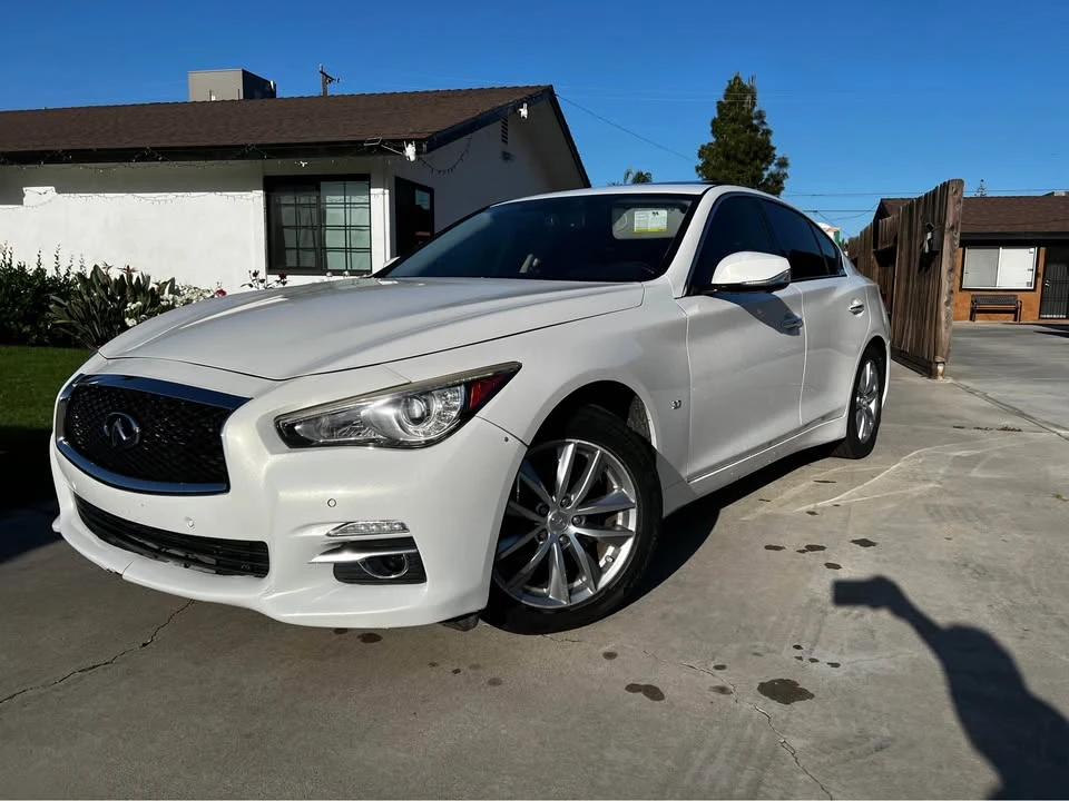 2015 Infiniti Q50 - Image 2 of 9