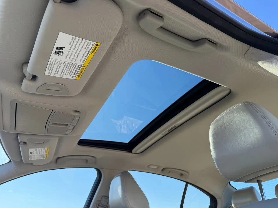 2015 Infiniti Q50 - Image 12 of 20