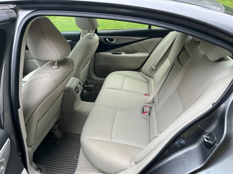 2015 Infiniti Q50 - Image 26 of 31