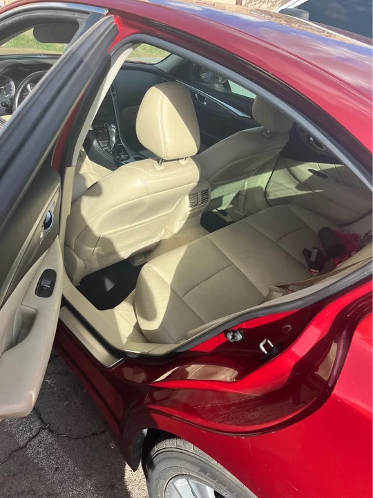 2015 Infiniti Q50 - Image 2 of 3