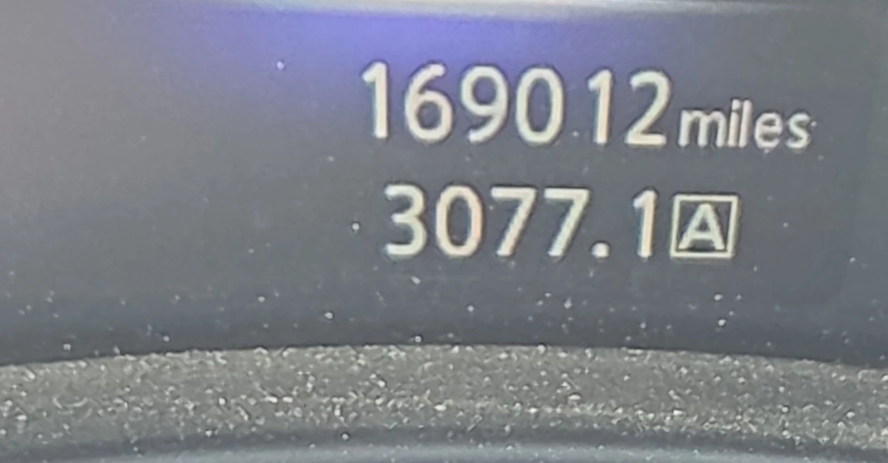 2015 Infiniti Q50 - Image 8 of 9