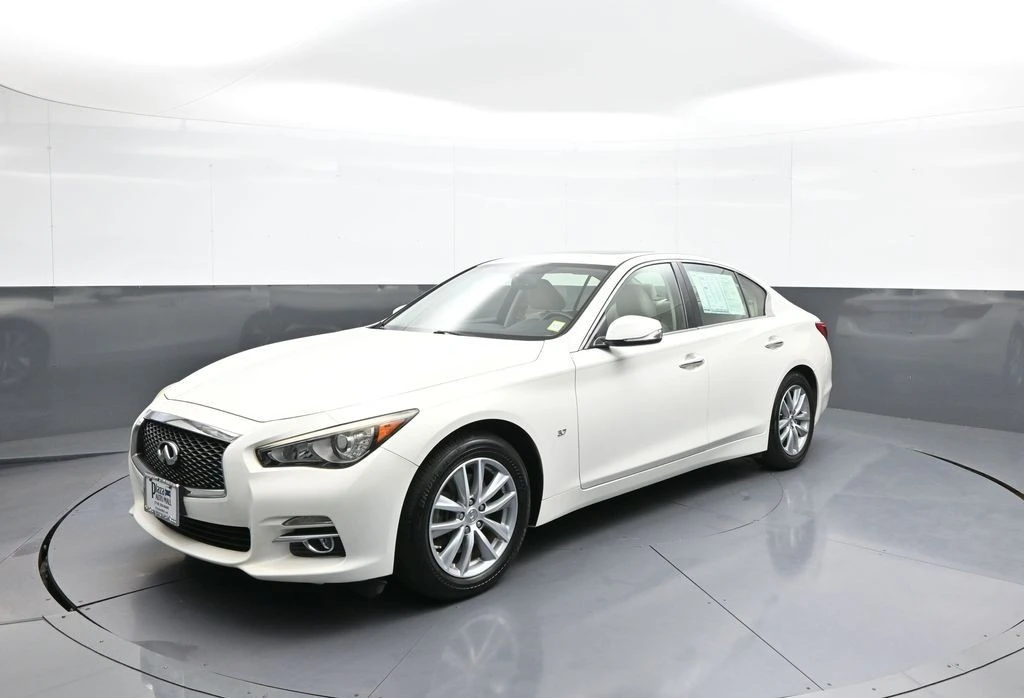 2015 Infiniti Q50 - Image 10 of 31