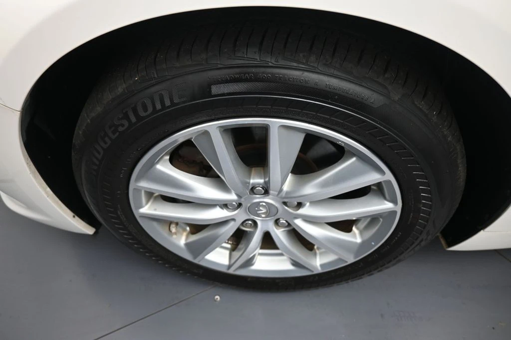 2015 Infiniti Q50 - Image 14 of 31