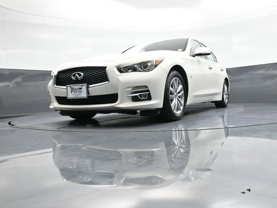 2015 Infiniti Q50 - Image 27 of 31