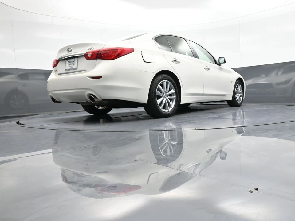 2015 Infiniti Q50 - Image 31 of 31