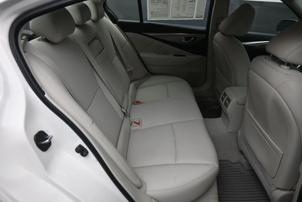 2015 Infiniti Q50 - Image 25 of 31