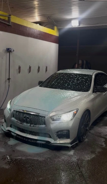 2015 Infiniti Q50 - Image 2 of 10