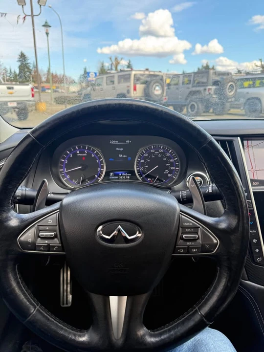2015 Infiniti Q50 - Image 10 of 13