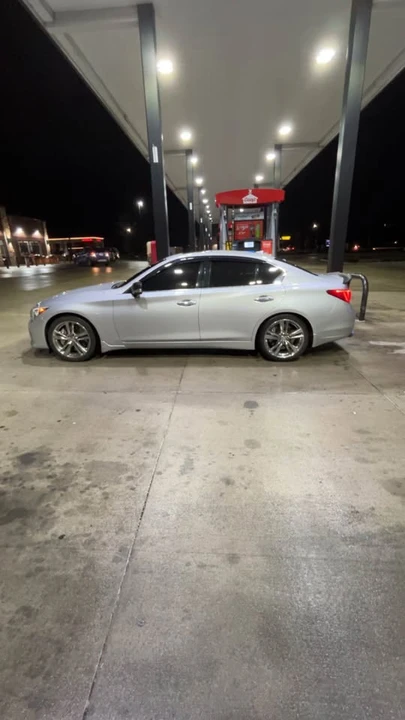 2015 Infiniti Q50 - Image 10 of 11
