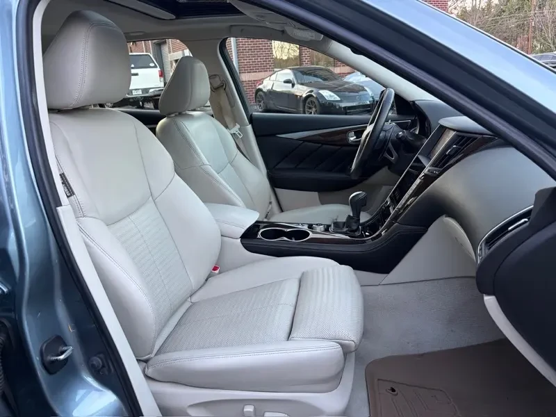 2015 Infiniti Q50 - Image 18 of 20