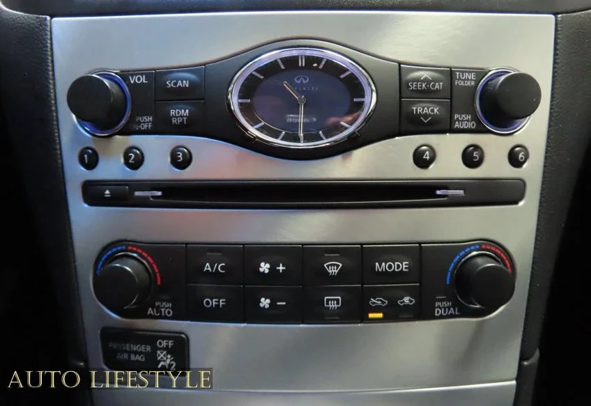 2015 Infiniti Q60 - Image 30 of 31
