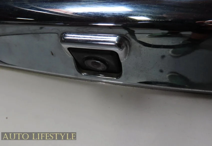 2015 Infiniti Q60 - Image 17 of 31