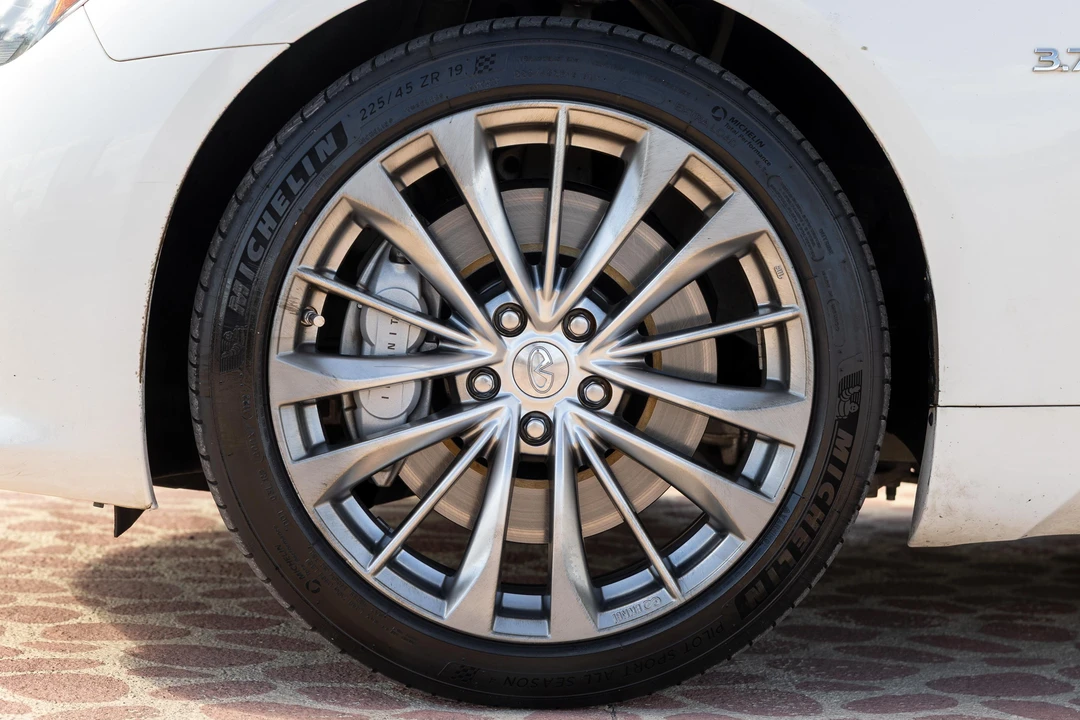 2015 Infiniti Q60 - Image 25 of 31