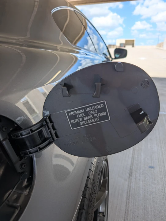 2015 Infiniti Q60 - Image 25 of 31