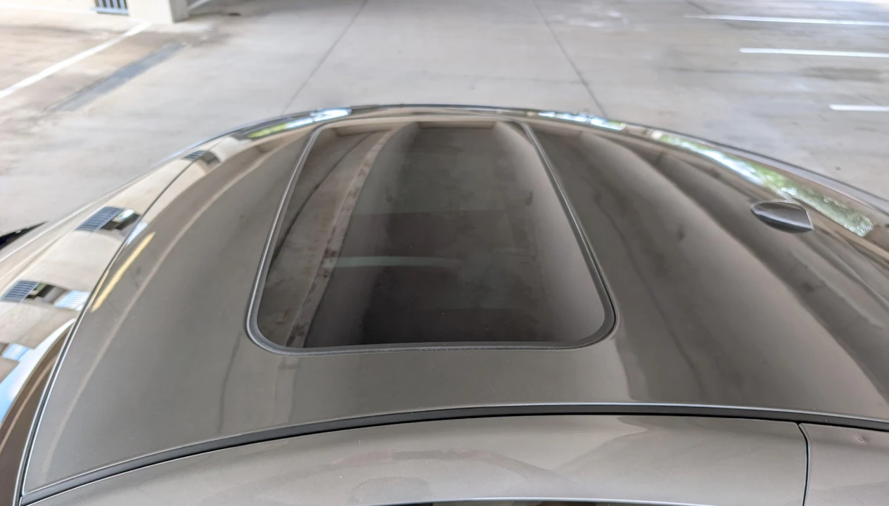 2015 Infiniti Q60 - Image 30 of 31