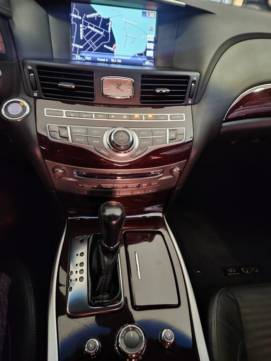 2015 Infiniti M/Q70 4th Gen - Image 10 of 20