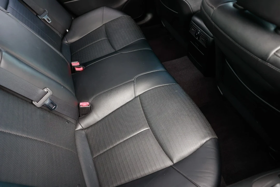 2015 Infiniti M/Q70 4th Gen - Image 12 of 12