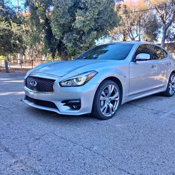 2015 Infiniti Q70 3.7 Luxe Sedan 4D