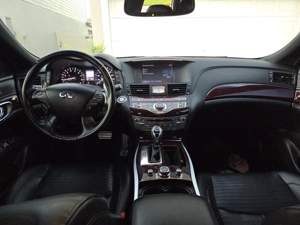 2015 Infiniti M/Q70 4th Gen - Image 8 of 19