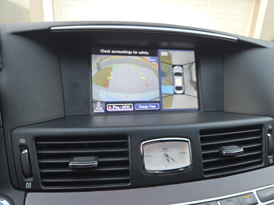 2015 Infiniti M/Q70 4th Gen - Image 15 of 19